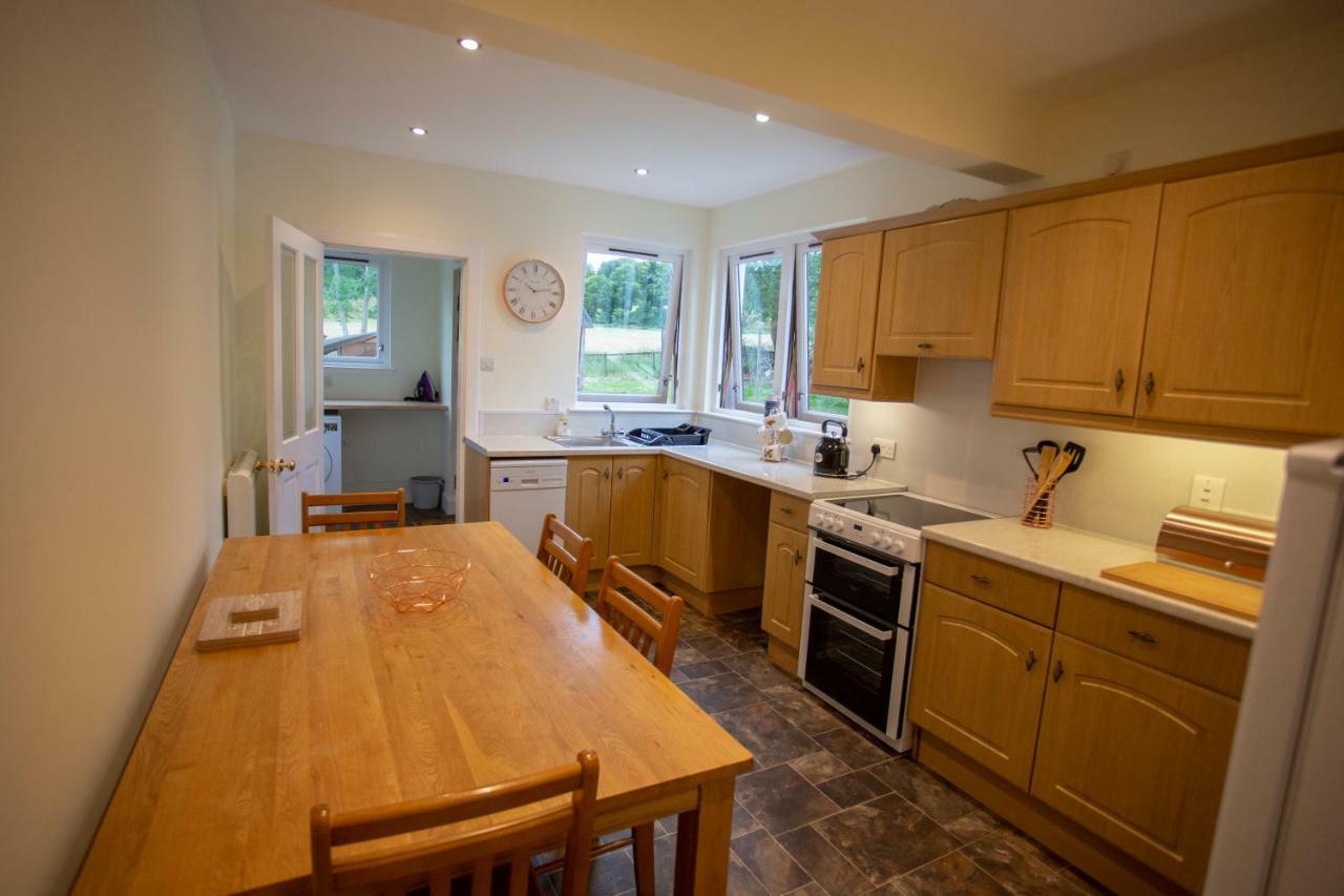 Corrieview Cottage Spean Bridge Esterno foto
